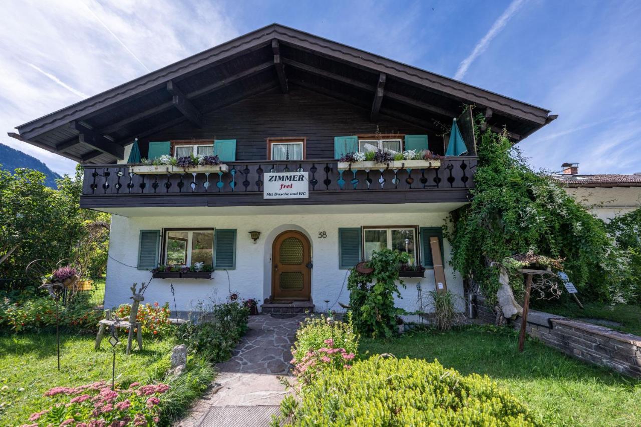 Gaestehaus Doering Mittenwald Exterior foto
