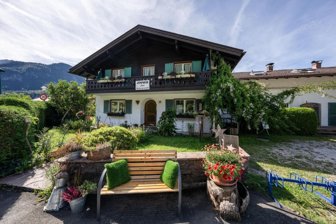 Gaestehaus Doering Mittenwald Exterior foto